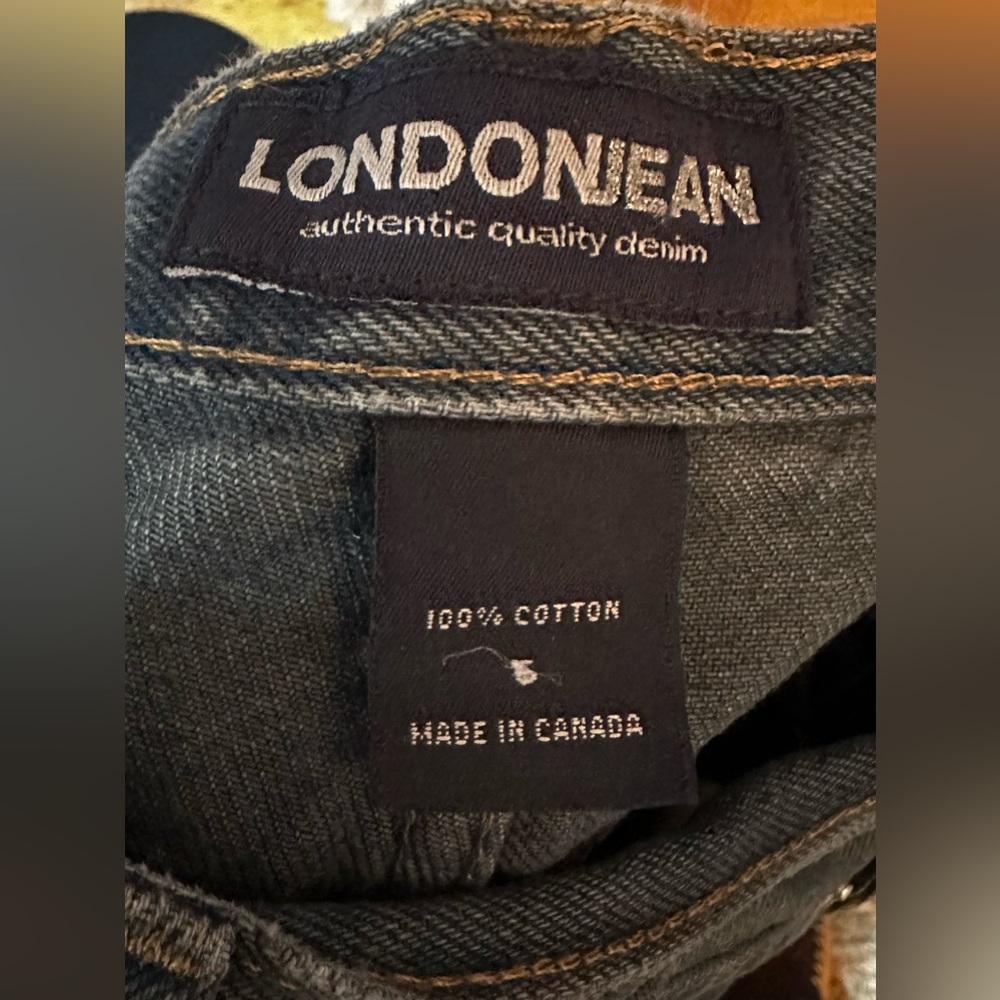 London Jean Women’s Size 6 Blue Straight Leg Jeans 30” Inseam - Picture 4 of 5